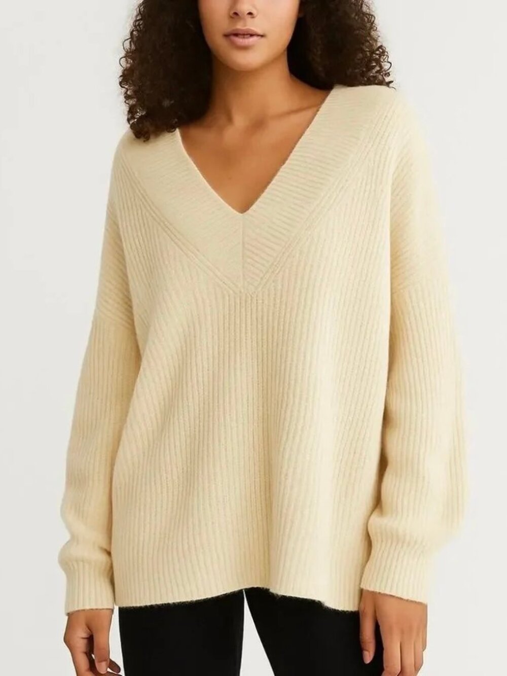 H&M Cream Oversized V-Neck Ribbed Sweater NEW